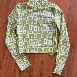 NWT The Salty Blond long sleeve rash guard swimwear top surfing paddle boarding